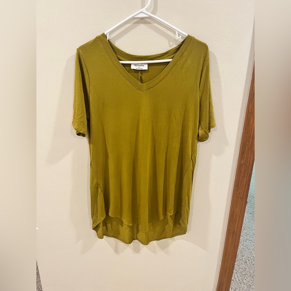 Zenana Outfitters Tops - Zenana Brand Short Sleeve Green/Yellow Tunic Top - Size Large - Brand New